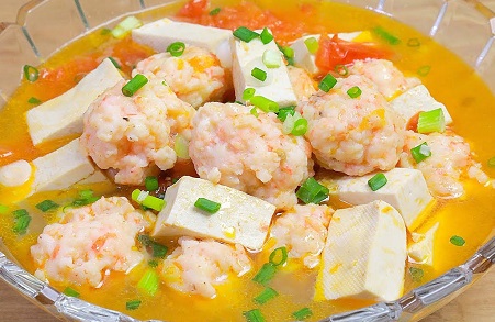 Chinese Shrimp and Tofu Soup